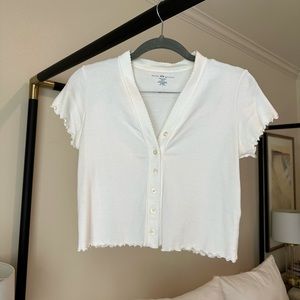 Brandy Melville button up baby tee